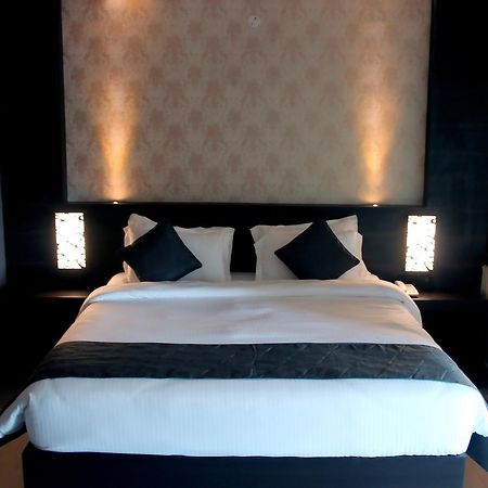 Hotel Grand Tizu Dimapur Bagian luar foto