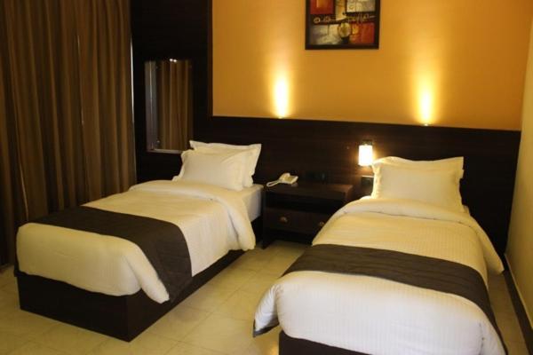 Hotel Grand Tizu Dimapur Bagian luar foto