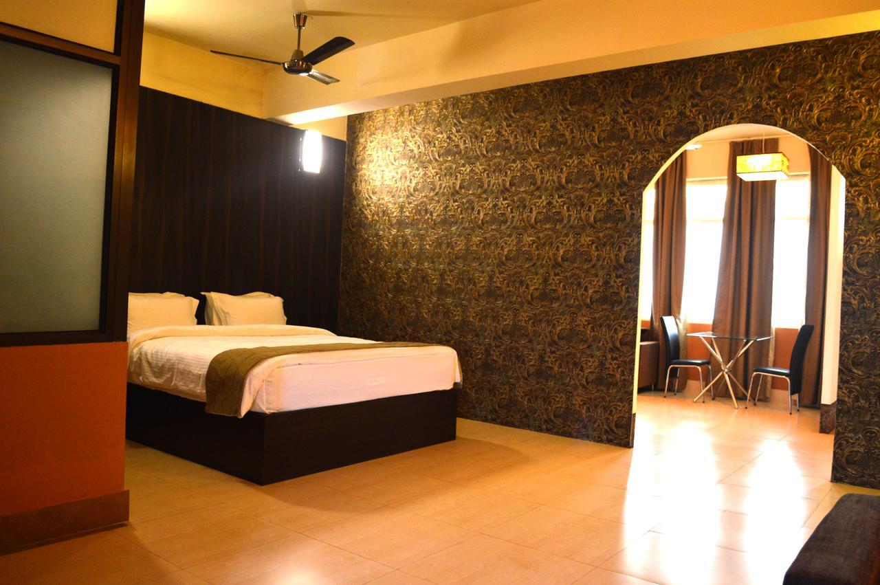 Hotel Grand Tizu Dimapur Bagian luar foto