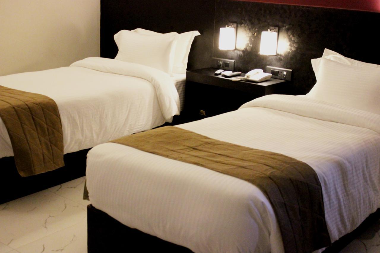 Hotel Grand Tizu Dimapur Bagian luar foto